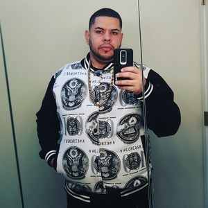 Meet your Posher, Jonathan